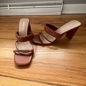 Women’s Heel Sandals